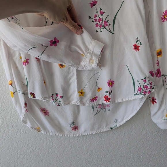 GAP White Pink Floral Blouse Lightweight Long Sleeves Split-Neck Top Size S - Picture 3 of 11
